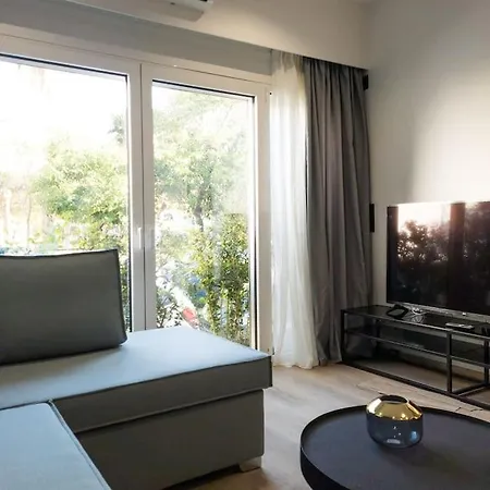 Azalea Suite - 5 Min Drive To Piraeus Port Exterior photo