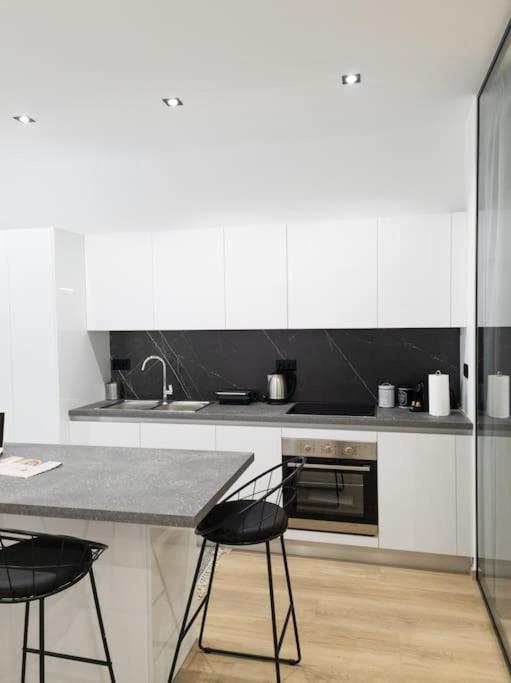 Apartment Azalea - 5 Min Drive To Port